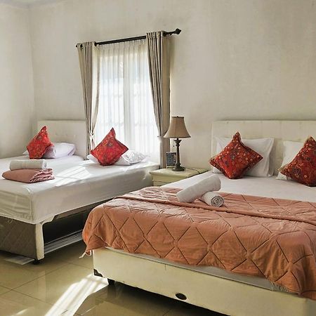Hotel Surokarsan 9 House Yogyakarta Exterior foto