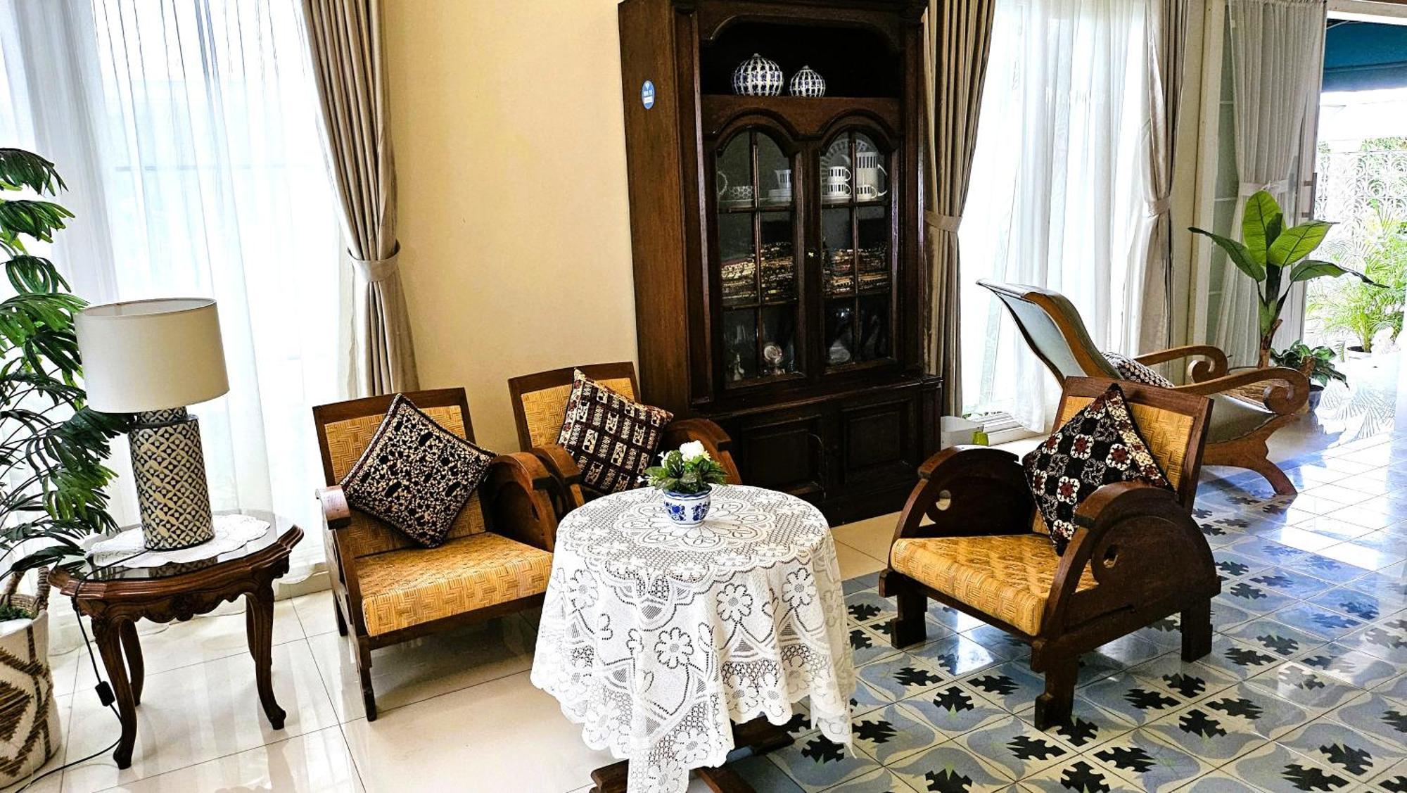 Hotel Surokarsan 9 House Yogyakarta Exterior foto